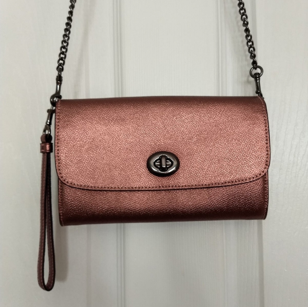 NWT Coach Dusty Rose Metallic Marlow Turnlock Chain Crossbody Handbag Wristlet